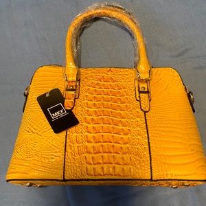 NWT Mia k collection purse